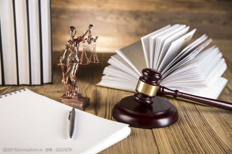 法律的象征 雕像中的正義與權(quán)威